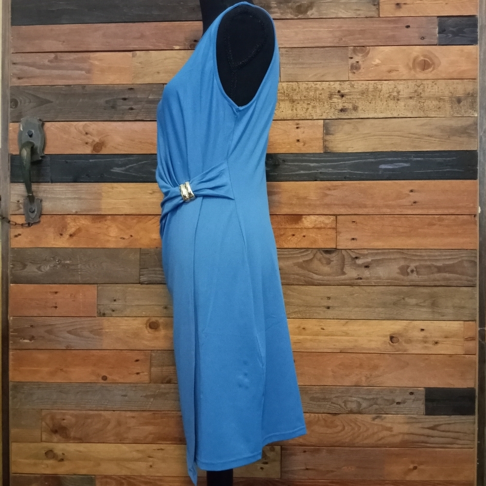 NWT Zesica Dusty Blue Sleeveless Dress - Medium - Picture 4 of 7